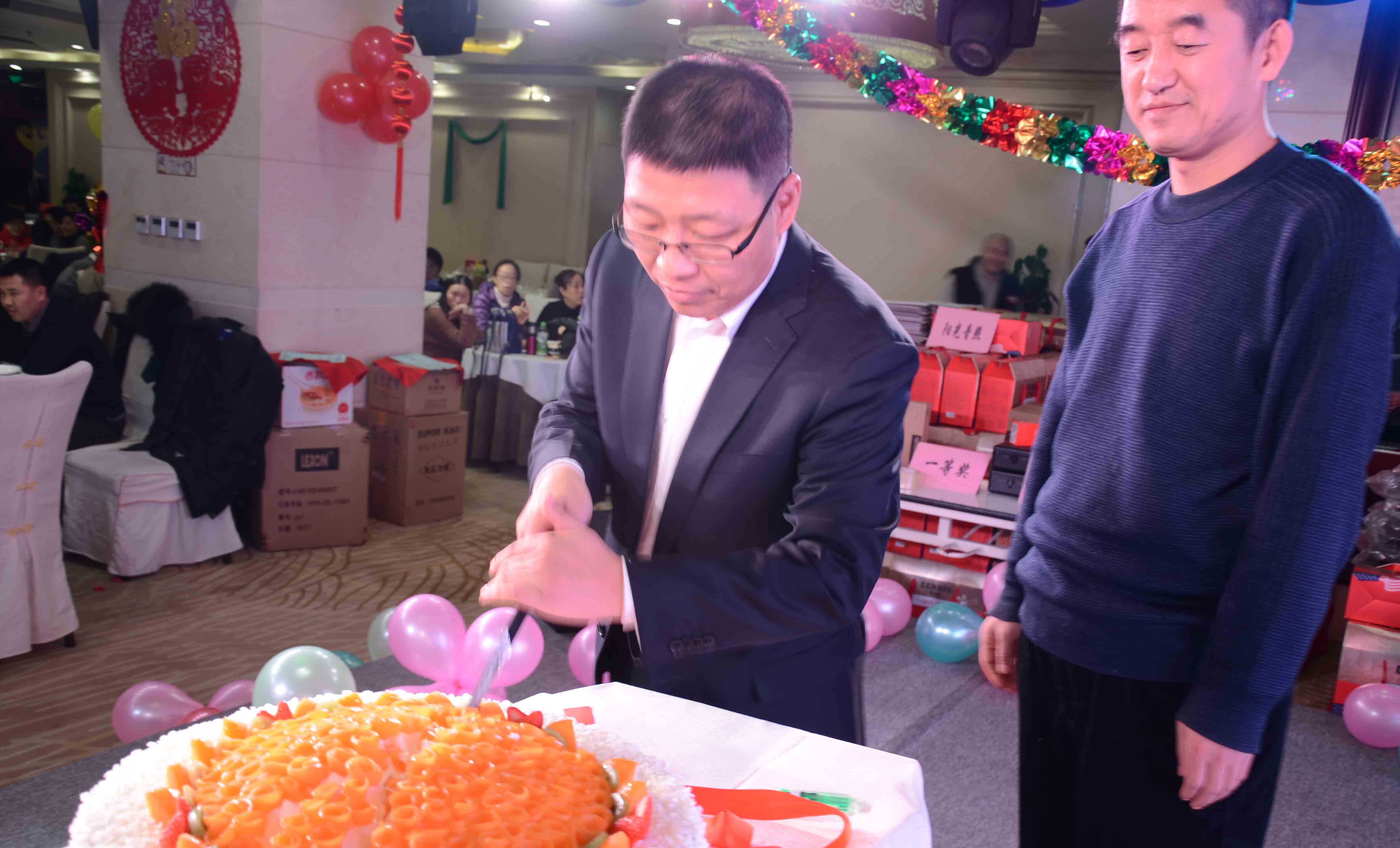 易联达2018开年大会︱旧岁已展千重锦,新年再进百尺杆 易联达2018开年大会︱旧岁已展千重锦,新年再进百尺杆